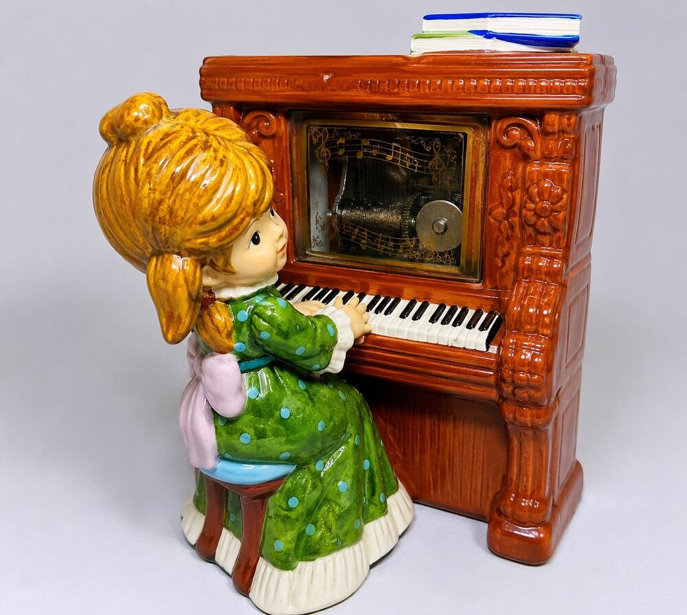 Vintage Toyo Japan Girl Playing Piano Porcelain Music Box
